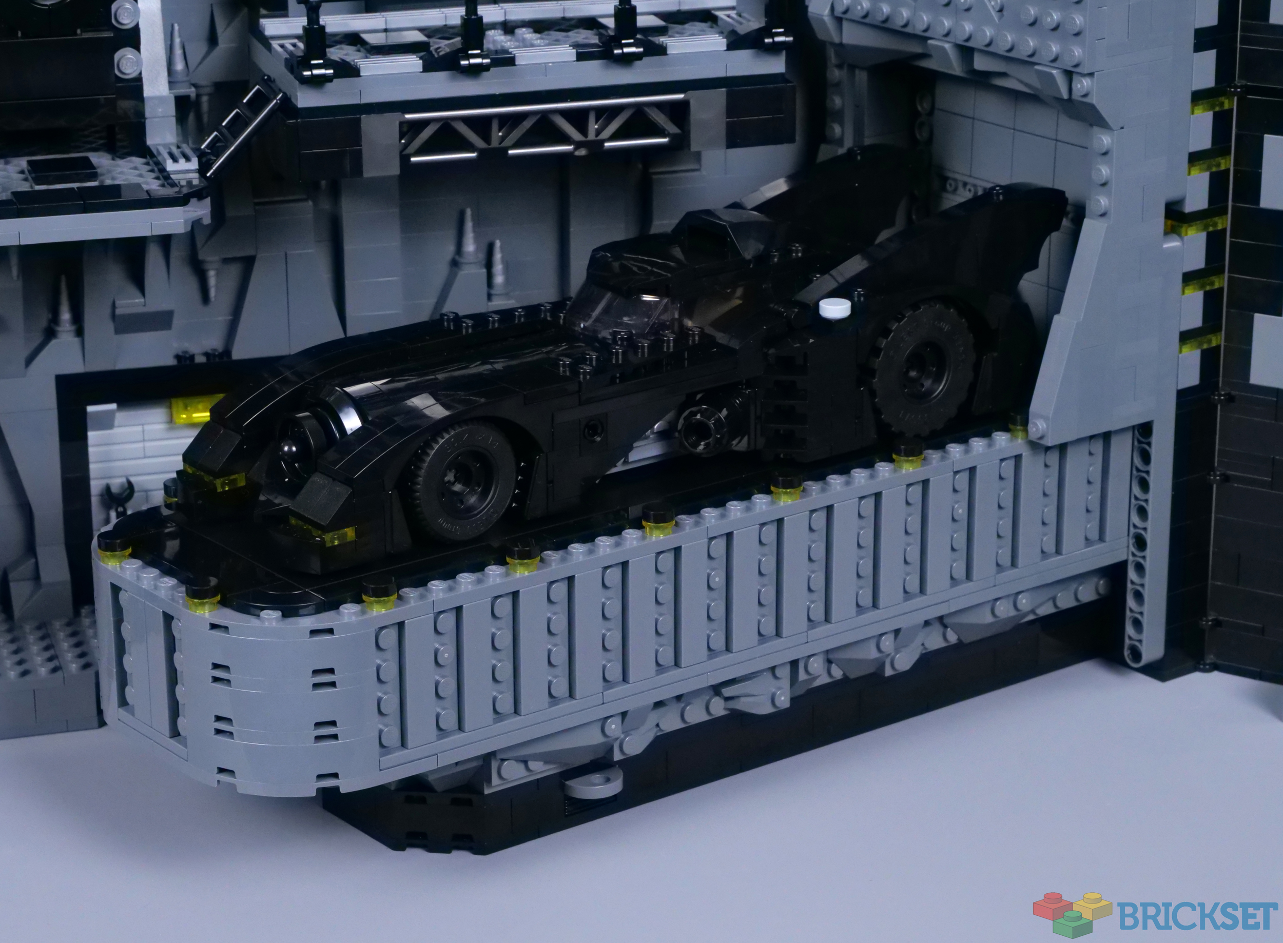 LEGO 76252 Batcave - Shadow Box Review | Brickset